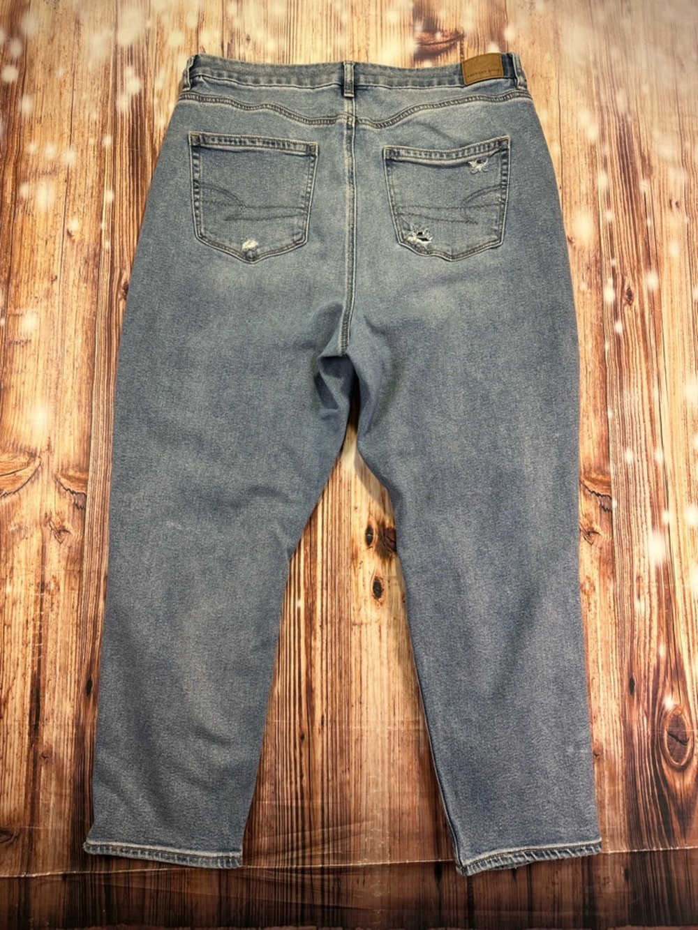 American Eagle Curvy Mom Distressed Women's Jeans - Blue Size 16 - Picture 3 of 14